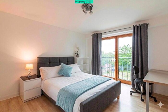 2 Bedroom Apartment To Rent In Raleigh Square, Raleigh Street, Nottingham, NG7