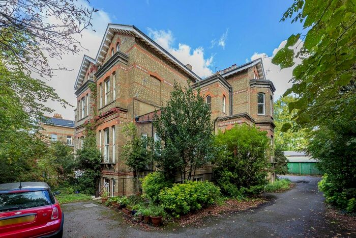 1 Bedroom Flat To Rent In Riverdale Road, Twickenham, TW1