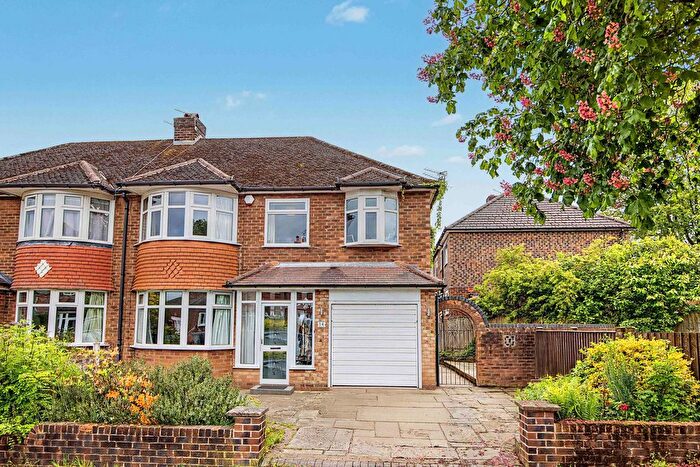 4 Bedroom Semi Detached House For Sale In Tewkesbury Avenue, Hale, WA15