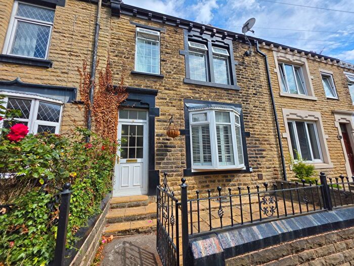 3 Bedroom Terraced House For Sale In Park Grove, Barnsley, S70