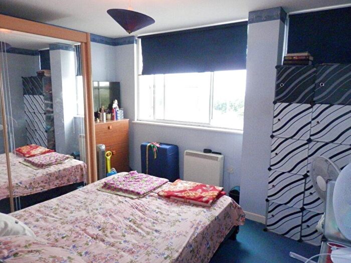 1 Bedroom Flat To Rent In Priory Heights, Dunstable, LU5