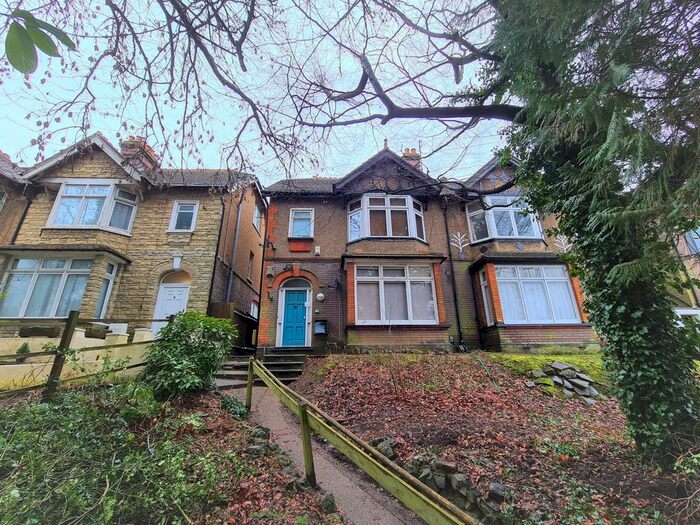 Studio To Rent In Flat, B London Road, Luton, LU1