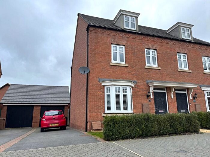3 Bedroom Semi-Detached House For Sale In Galloway Road, Drakelow, Burton-on-Trent, DE15