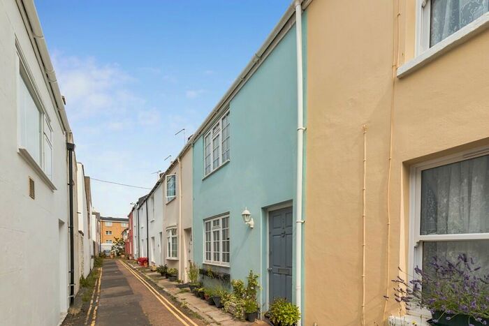 2 Bedroom Terraced House To Rent In Millfield Cottages, Brighton, BN2