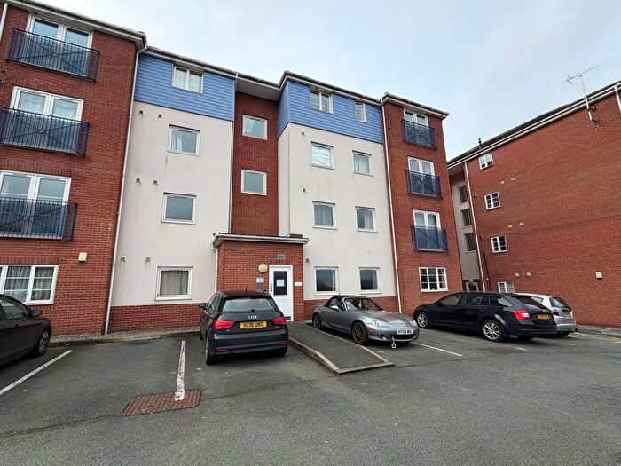 2 Bedroom Flat For Sale In Flat Adamson House, Runcorn, Cheshire, WA7