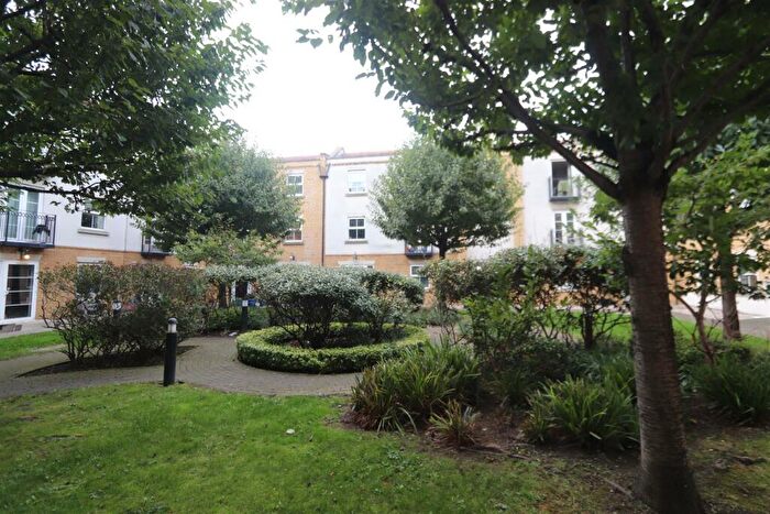 1 Bedroom Flat To Rent In Forge Way, Southend-On-Sea, SS1