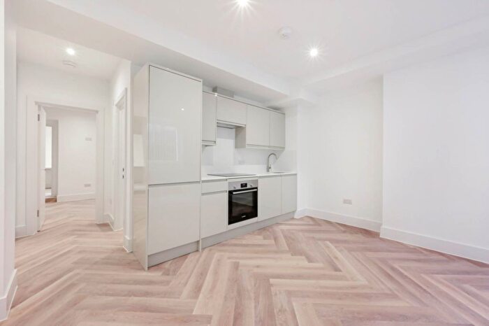 1 Bedroom Flat To Rent In Warren Street, Bloomsbury, W1T