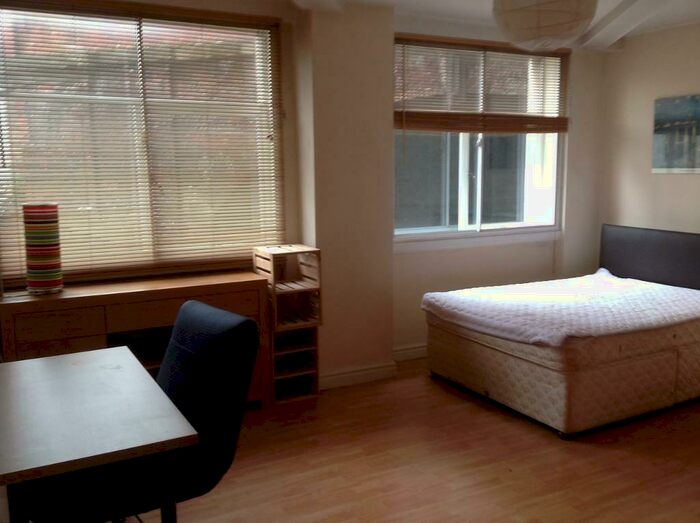 2 Bedroom Flat To Rent In Friars Road, Coventry, CV1