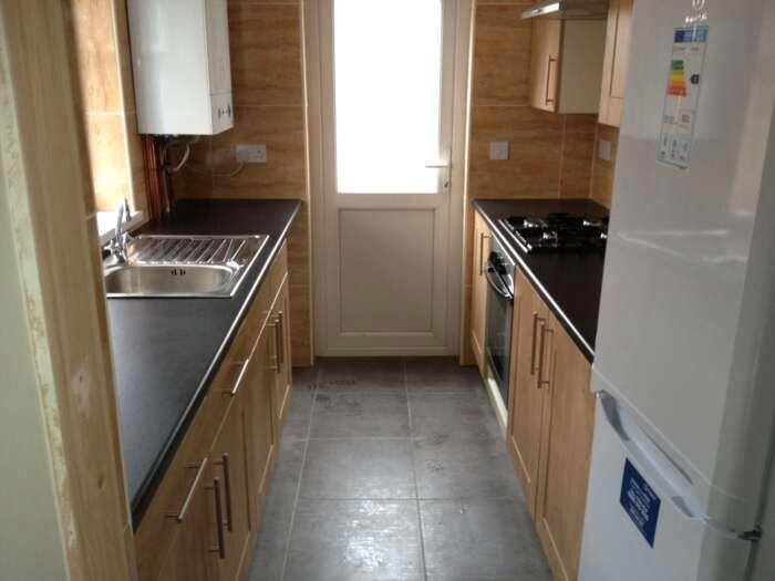 3 Bedroom Terraced House To Rent In Treharris Street, Roath, Cardiff, CF24