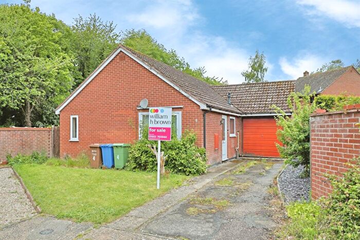 3 Bedroom Detached Bungalow For Sale In The Crofts, Harpsfield, Norwich, NR5