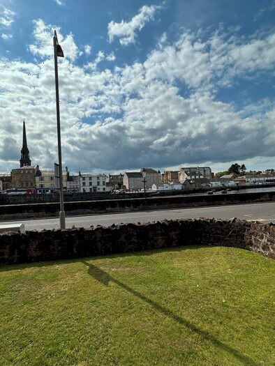 1 Bedroom Apartment To Rent In B North Harbour Street, KA8