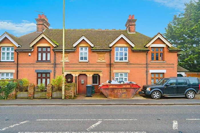 2 Bedroom Terraced House For Sale In Radlett Road, Colney Street, St. Albans, AL2