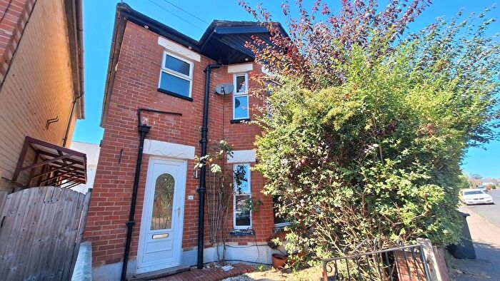 3 Bedroom Property To Rent In Ripon Road, Bournemouth, BH9