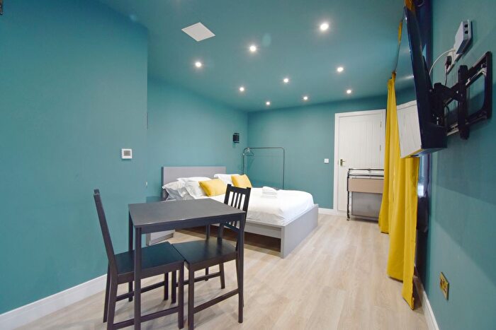 1 Bedroom Flat To Rent In Sky City Apartments, Coventry, CV6