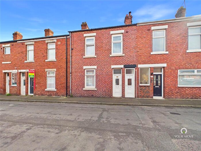 2 Bedroom Flat To Rent In Aline Street, Seaham, Durham, SR7