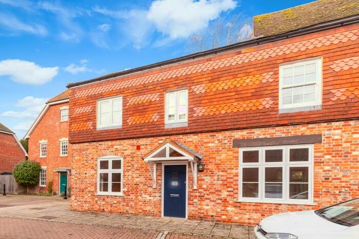 1 Bedroom Apartment To Rent In St. Anne's Mews, Wantage, OX12
