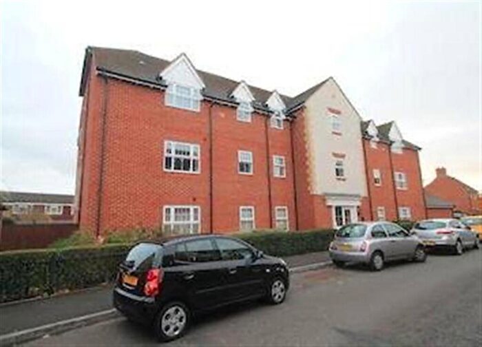 2 Bedroom Flat To Rent In Hancock Close, Aylesbury, HP21