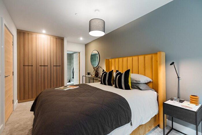 3 Bedroom Apartment To Rent In Drysdale Gait, Edinburgh, EH3