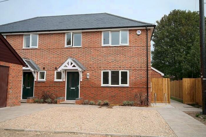 3 Bedroom Semi-Detached House To Rent In Town Centre, Basingstoke, RG21