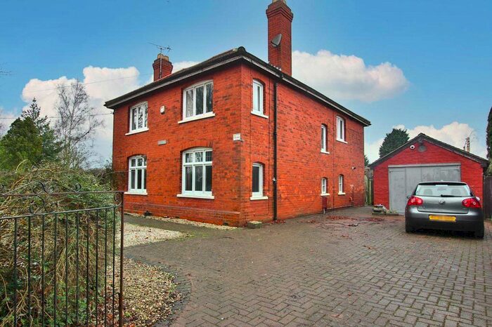 4 Bedroom Detached House For Sale In Horsegate Field Road, Goxhill, Barrow-Upon-Humber DN19