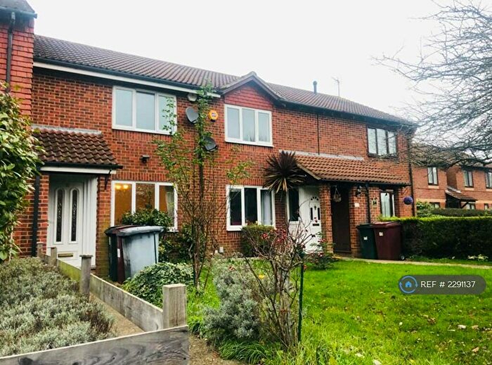 2 Bedroom Terraced House To Rent In Copenhagen Close, Reading, RG2