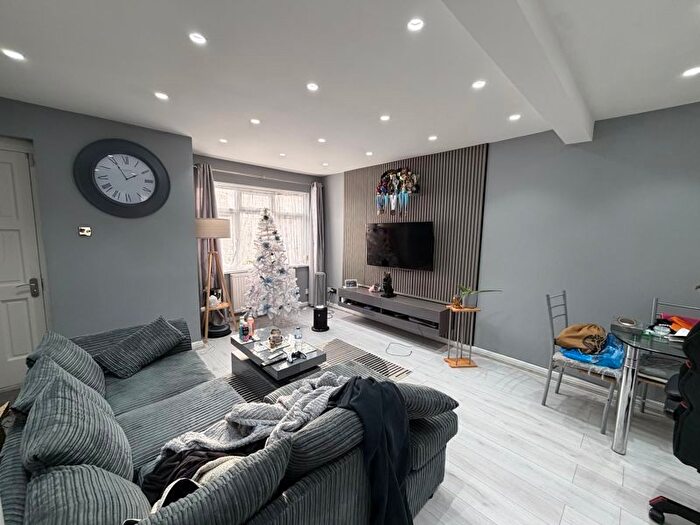 3 Bedroom Semi Detached House To Rent In Weald Road, Uxbridge, UB10