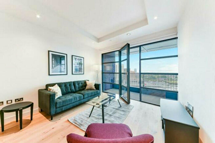 1 Bedroom Apartment To Rent In Bridgewater House, London City Island, E14