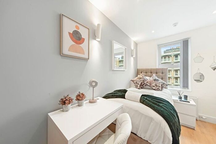 1 Bedroom Studio To Rent In Swinton St, London, WC1X