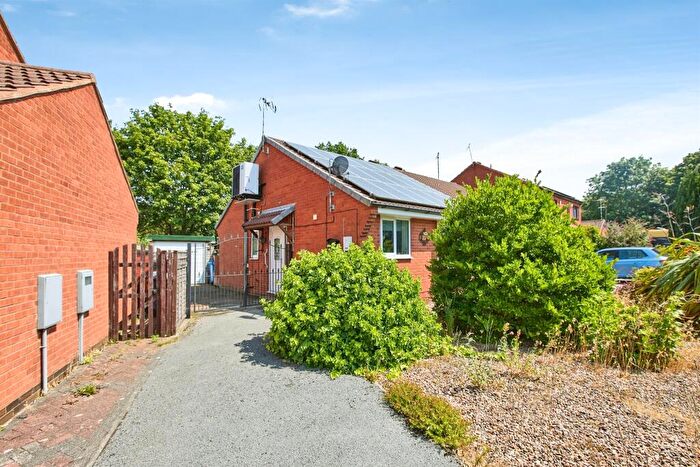 2 Bedroom Detached Bungalow For Sale In Yeovil Close, Alvaston, Derby, DE24
