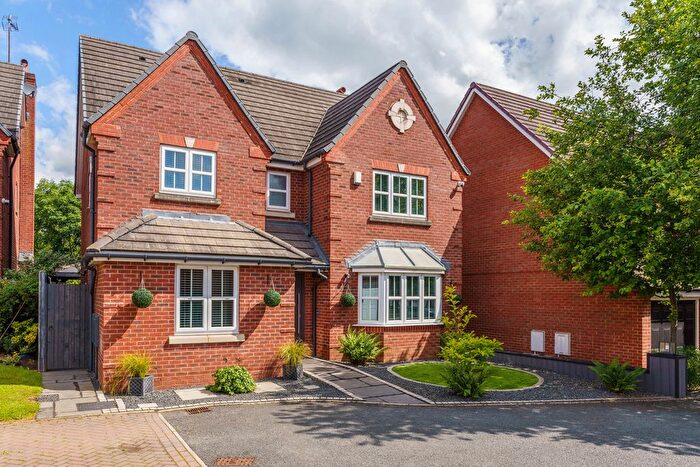 5 Bedroom Detached House For Sale In Tagwell Grange Droitwich, Worcestershire, WR9