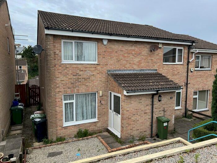 2 Bedroom Semi-Detached House To Rent In Compton: Two Bed House - Reduced For A Pre-Christmas Move, PL3