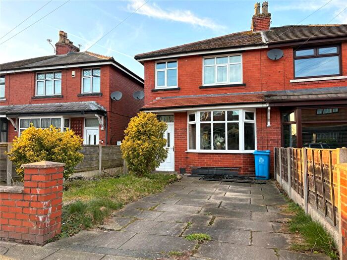 3 Bedroom Semi Detached House For Sale In Sycamore Avenue, Heywood, Greater Manchester, OL10