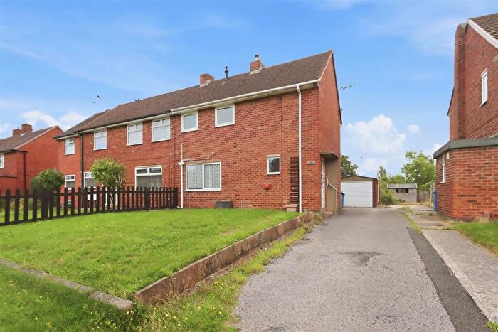 2 Bedroom Semi Detached House For Sale In Keswick Drive, Newbold, Chesterfield, S41