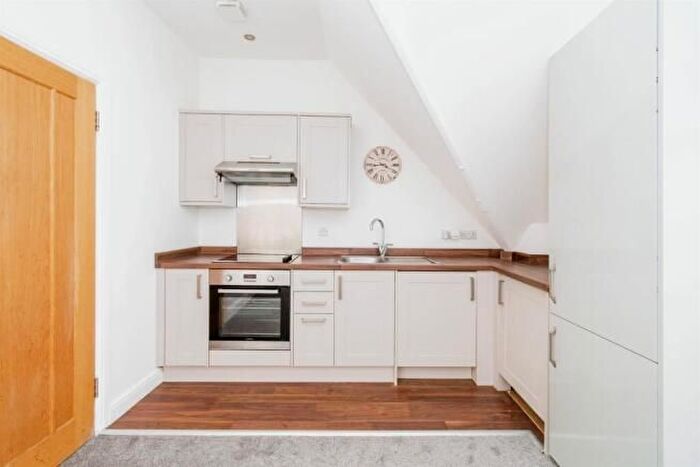 1 Bedroom Flat To Rent In Shirley High Street, Southampton, SO15