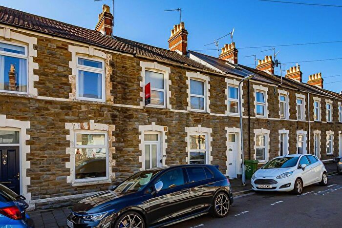 4 Bedroom Terraced House For Sale In Emerald Street, Roath, CF24