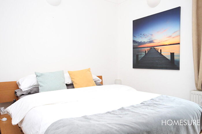 3 Bedroom Apartment To Rent In Canning Street, Liverpool, L8