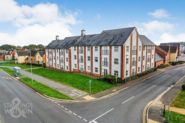 2 Bedroom Flat To Rent In Woodpecker Way, Costessey, NR8