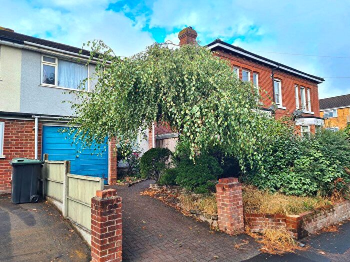 4 Bedroom Semi-Detached House For Sale In Eling Lane, Eling, SO40