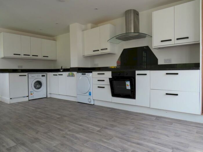 3 Bedroom House To Rent In Welsh Road East, Southam, CV47