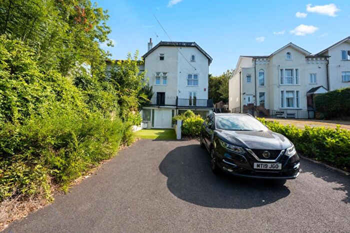 1 Bedroom Apartment To Rent In Bean Road, Greenhithe, Kent, DA9