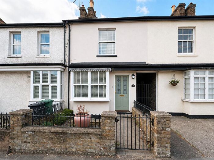 4 Bedroom Terraced House For Sale In Langley Road, Watford, WD17