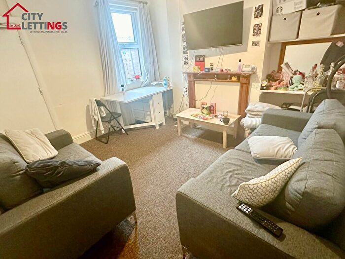 5 Bedroom Terraced House To Rent In Cromwell Street, Arboretum, NG7