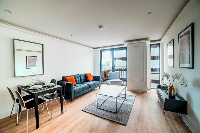 2 Bedroom Flat To Rent In Lurke Street, Bedford, MK40