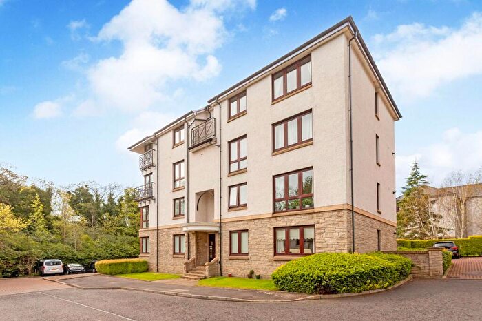 3 Bedroom Flat For Sale In Greenpark, Edinburgh, EH17