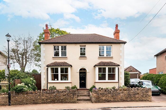 4 Bedroom Detached House For Sale In High Street, Harrold, Bedfordshire, MK43