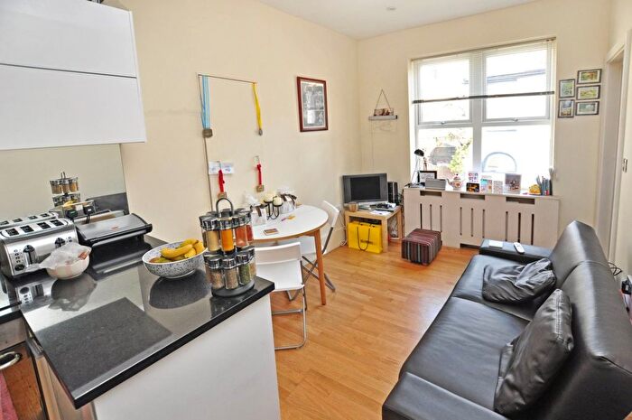1 Bedroom Flat To Rent In West End Lane, West Hampstead, NW6