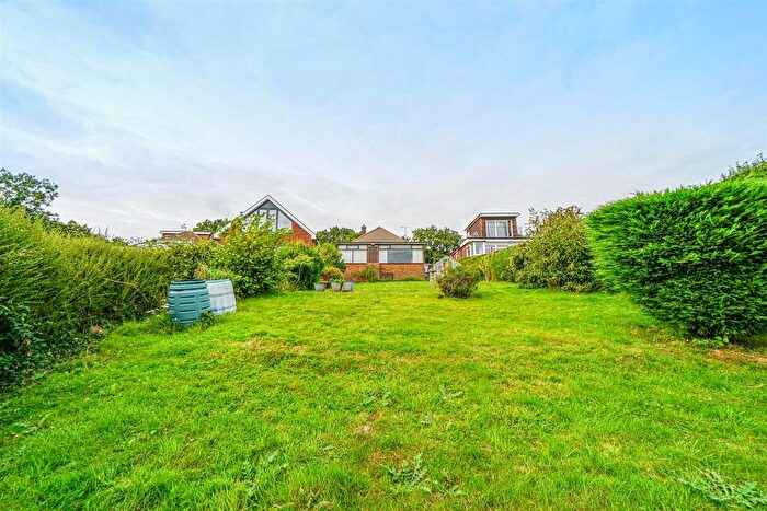 2 Bedroom Detached Bungalow For Sale In Friars Hill, Guestling, TN35