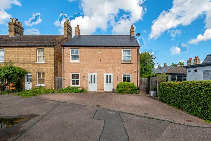 3 Bedroom Semi-Detached House To Rent In Ouse Walk, Huntingdon, PE29