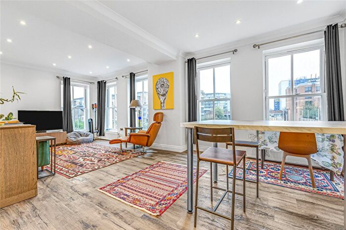 2 Bedroom Flat To Rent In Queens Road, Twickenham, TW1