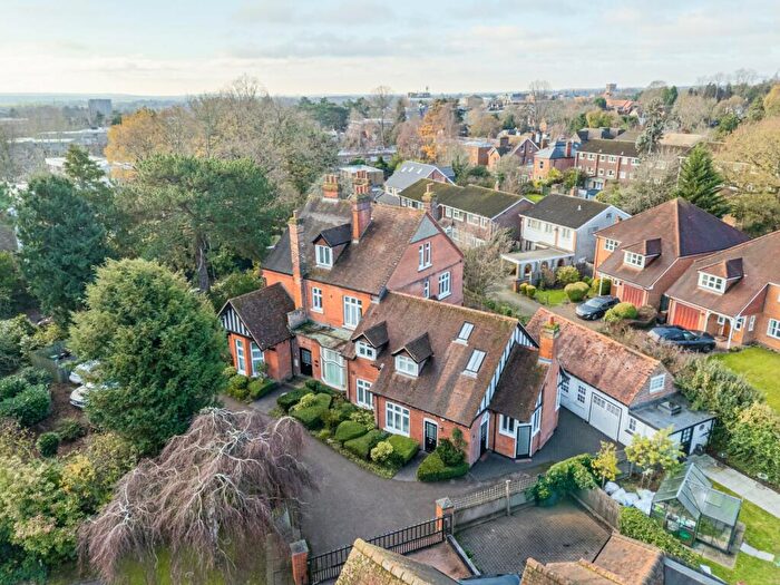 2 Bedroom Maisonette For Sale In Althorp Road, St. Albans, Hertfordshire, AL1